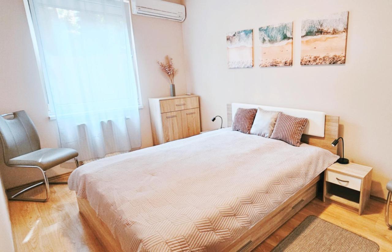 Apartment Lm *