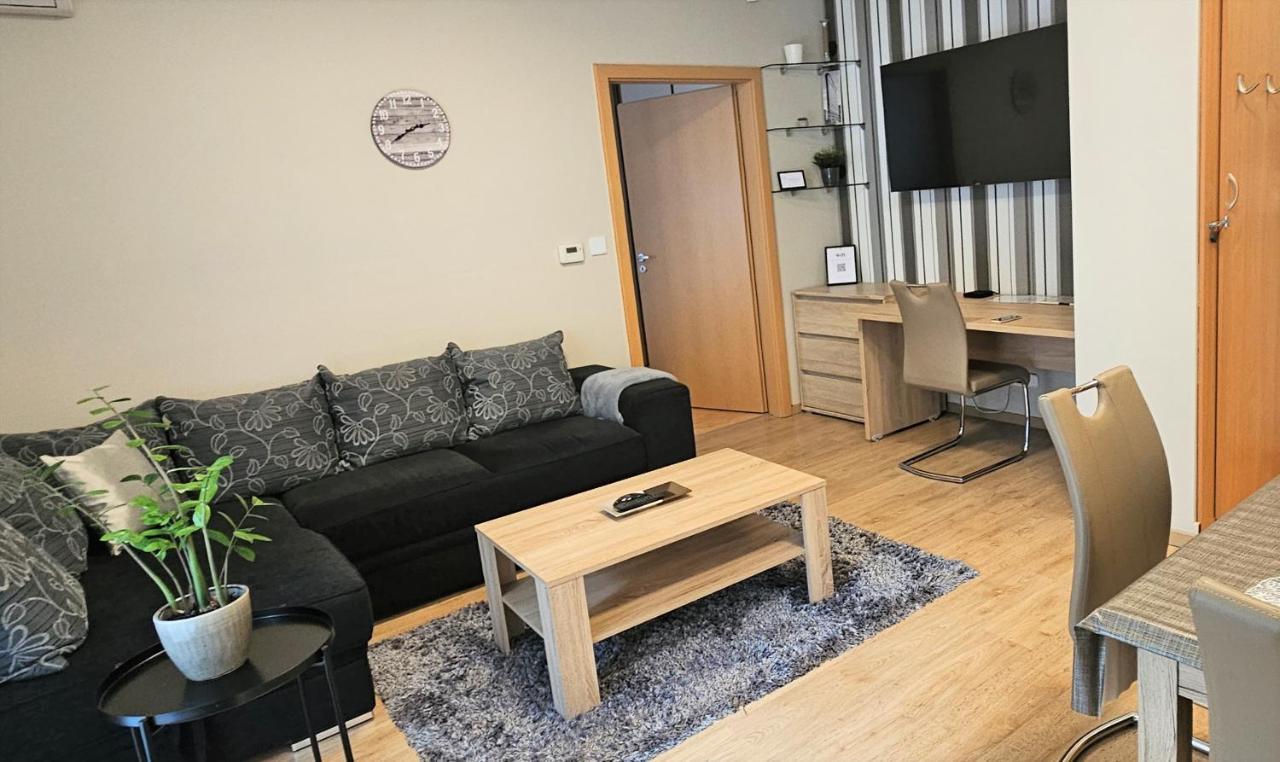 Lm Apartment *